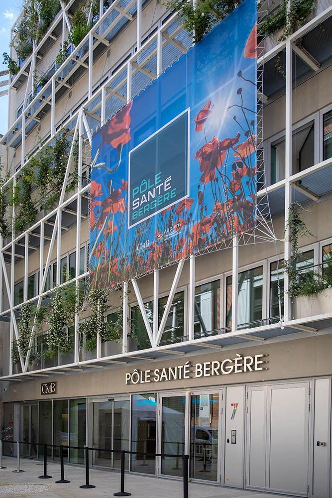Dr Laura Vinsonneau : Gynécologue Médecin de la Reproduction – Spécialiste en fertilité – Paris