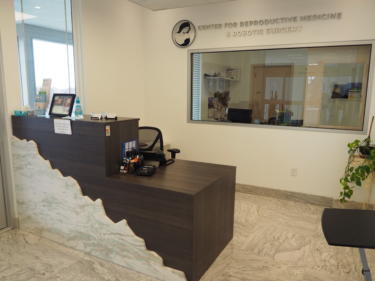 Center-for-Reproductive-Medicine-and-Robotic-Surgery-2