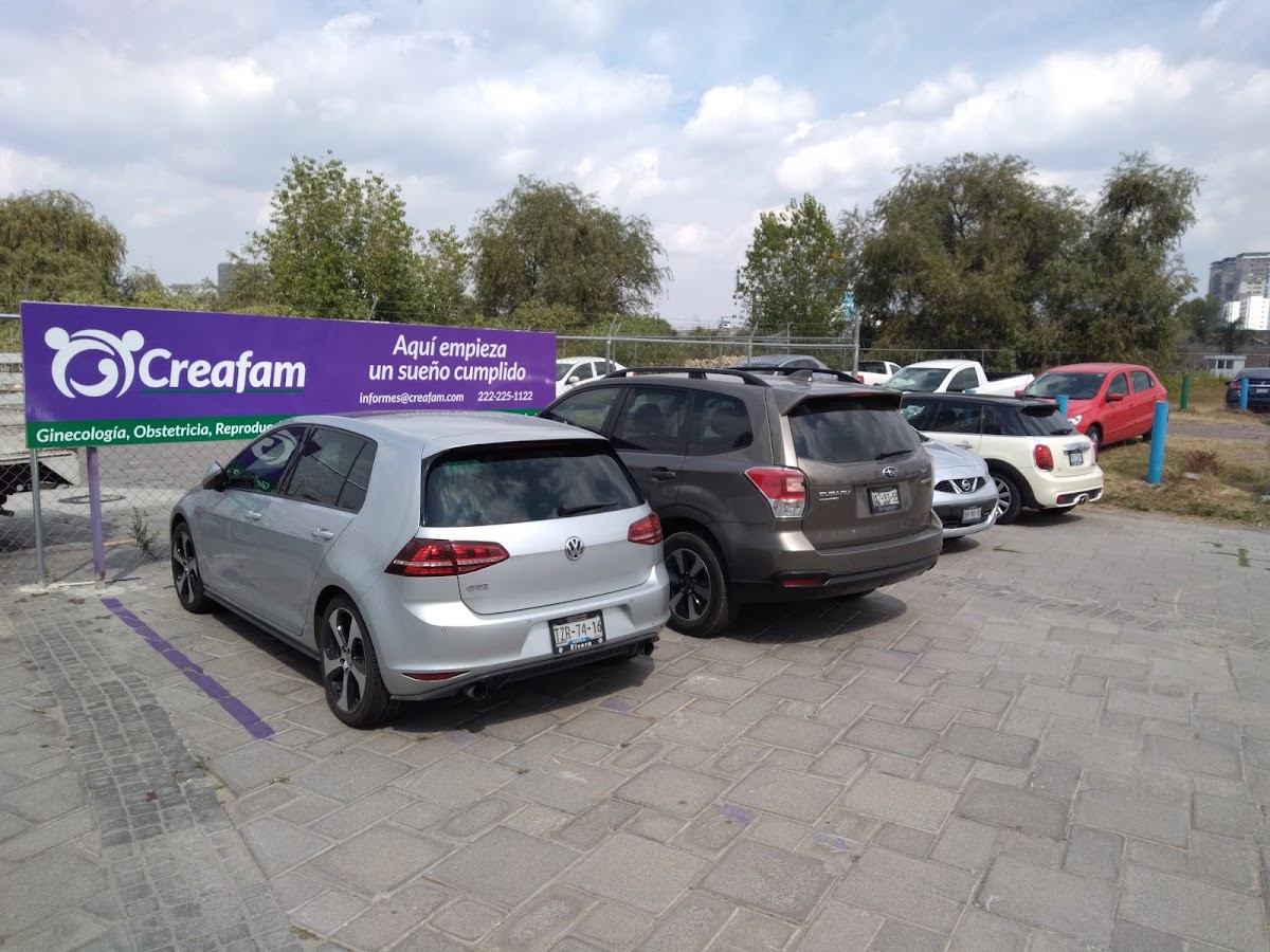 Creafam-Clinica-de-Fertilidad-Ginecologia-y-Obstetricia-2