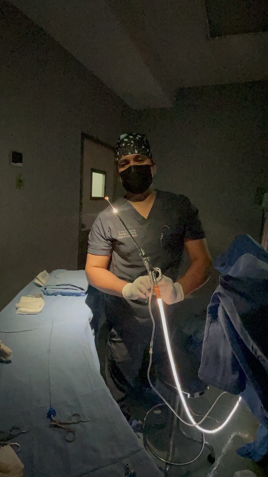 DR.-FRED-MORGAN-8211-GINECOLOGO-EXPERTO-EN-FERTILIDAD-Y-CIRUGIA-GINECOLOGICA-LAPAROSCOPICA-3