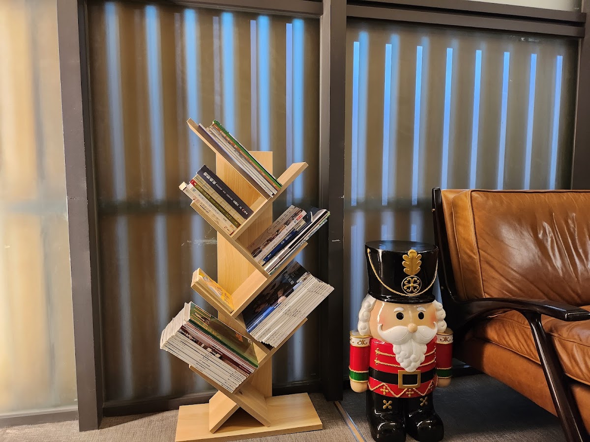 Dr.-Wang-Reproductive-Fertility-Center-2