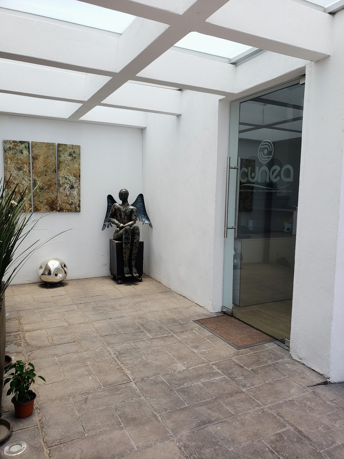 CUNEA-Centro-de-Fertilidad