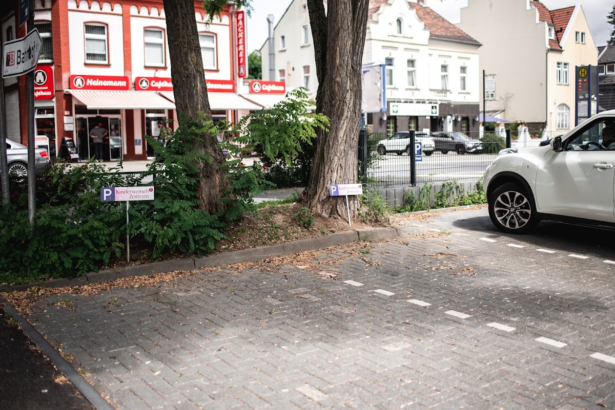 KinderwunschZentrum-Konigsdorf-8211-Dr.-med.-Struller-und-Dr.-med.-Etien-4